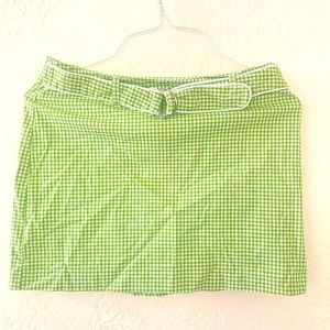 Super cute 90s mini  skirt!